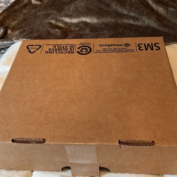 40. Madewell The Rosie Bootie in Rich Brown - Picture 10 of 10